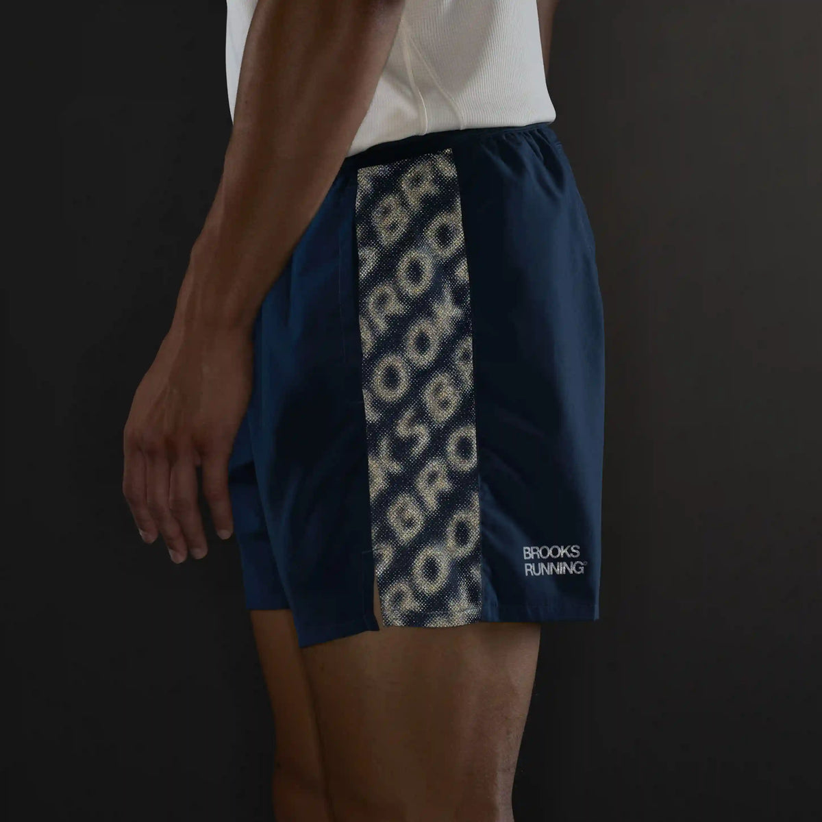 Dash Reflective Short